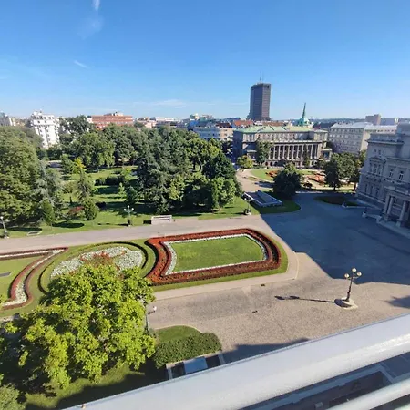 Sweet House Parlament Lux *