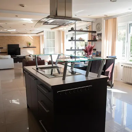 Sweet House Parlament Lux Belgrado
