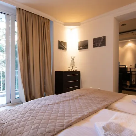 Sweet House Parlament Lux Apartman *