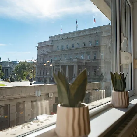 Sweet House Parlament Lux *