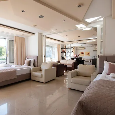 Sweet House Parlament Lux